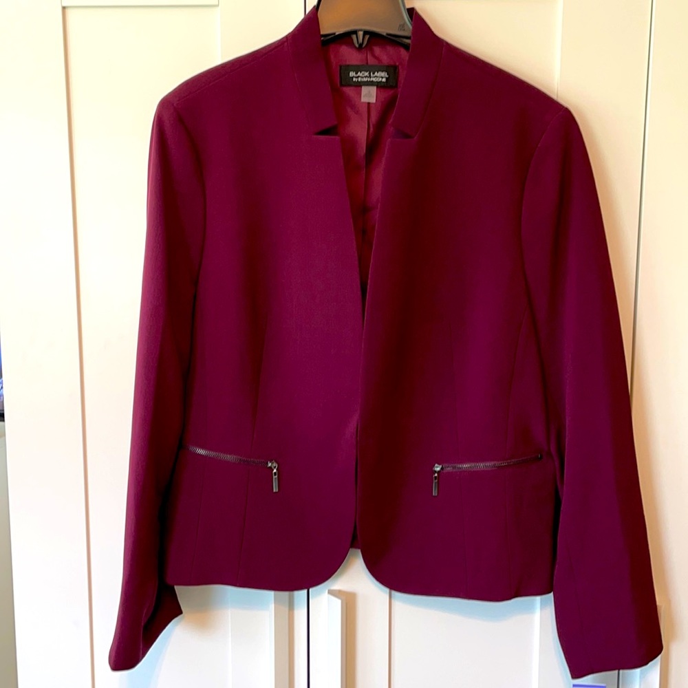 Brand new Evan Picone suit jacket